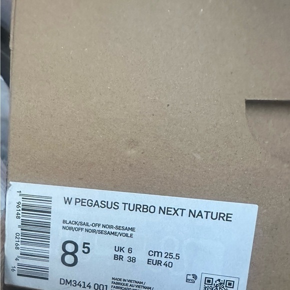 Women Nike Pegasus Turbo Next Nature Running Shoes Sz 8.5 Black White DM3414 001 - Picture 2 of 7